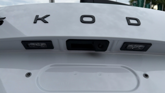 Skoda Karoq 1.5 TSI Sportline Edition 5dr Petrol Estate - Image 42